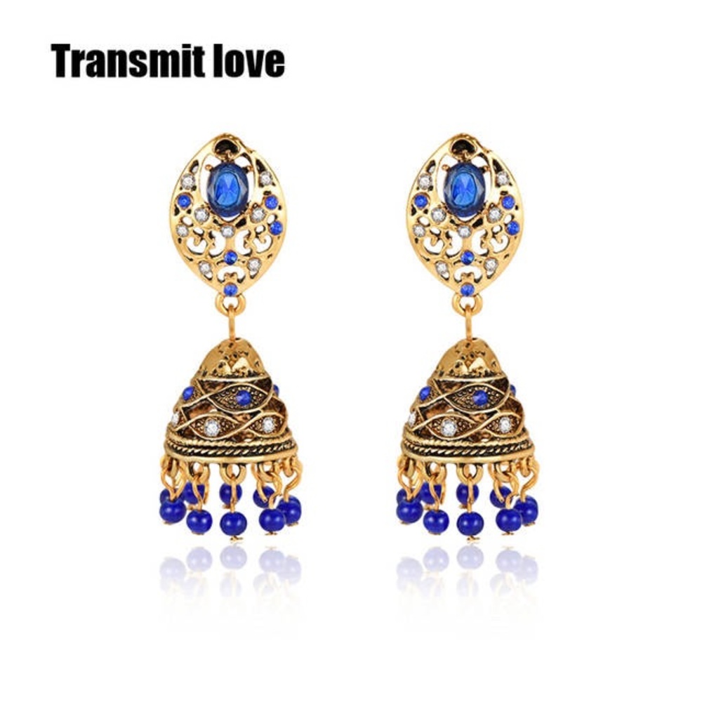 Earings - Picture 2 of 5